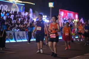 BIB: 22250, 24683
                            <button type="button" onclick="openModal(20995561)" class="btn btn-primary btn-sm float-right btn-popup" data-toggle="modal" data-target=".modal-high-quality">
                        <i class="fas fa-shopping-cart"></i> Add to Cart
                    </button>
                                            <button type="button" onclick="isThisMe(20995561, true)" class="btn btn-success btn-sm float-right btn-popup btn-isme hidden" data-toggle="tooltip" data-placement="bottom" title="นี่คือรูปของคุณใช่ไหม คลิกที่นี่เพื่อเอาเข้าอัลบั้ม">
                        <i class="fas fa-plus"></i> Add to album
                    </button>
                    <button type="button" onclick="isThisMe(20995561, false)" class="btn btn-warning btn-sm float-right btn-popup btn-isnotme hidden">
                        <i class="fas fa-ban"></i> Remove from album
                    </button>
